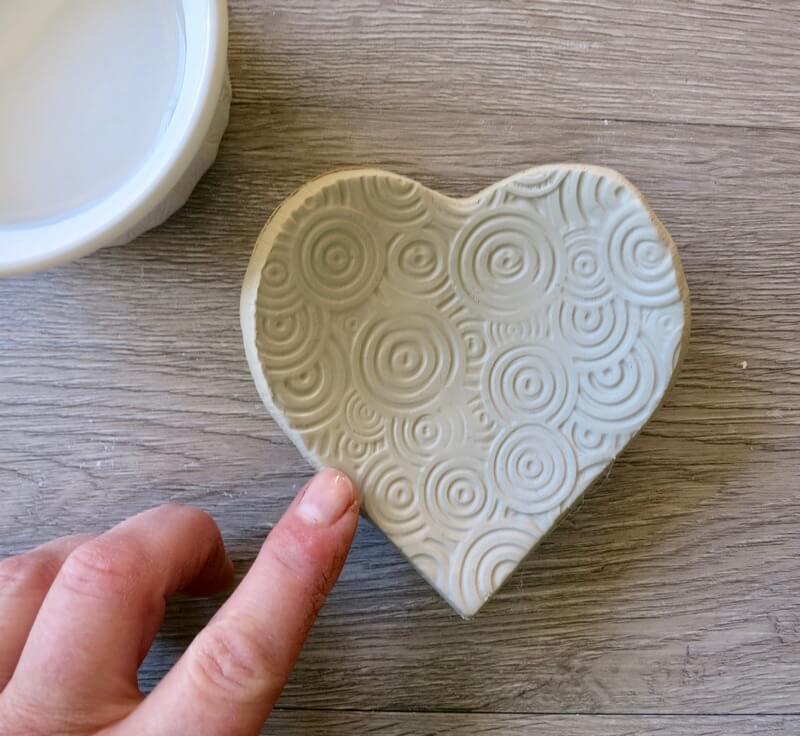 How to Make Ring-Shaped Trinket Dishes with Air Dry Clay - Well Crafted  Studio